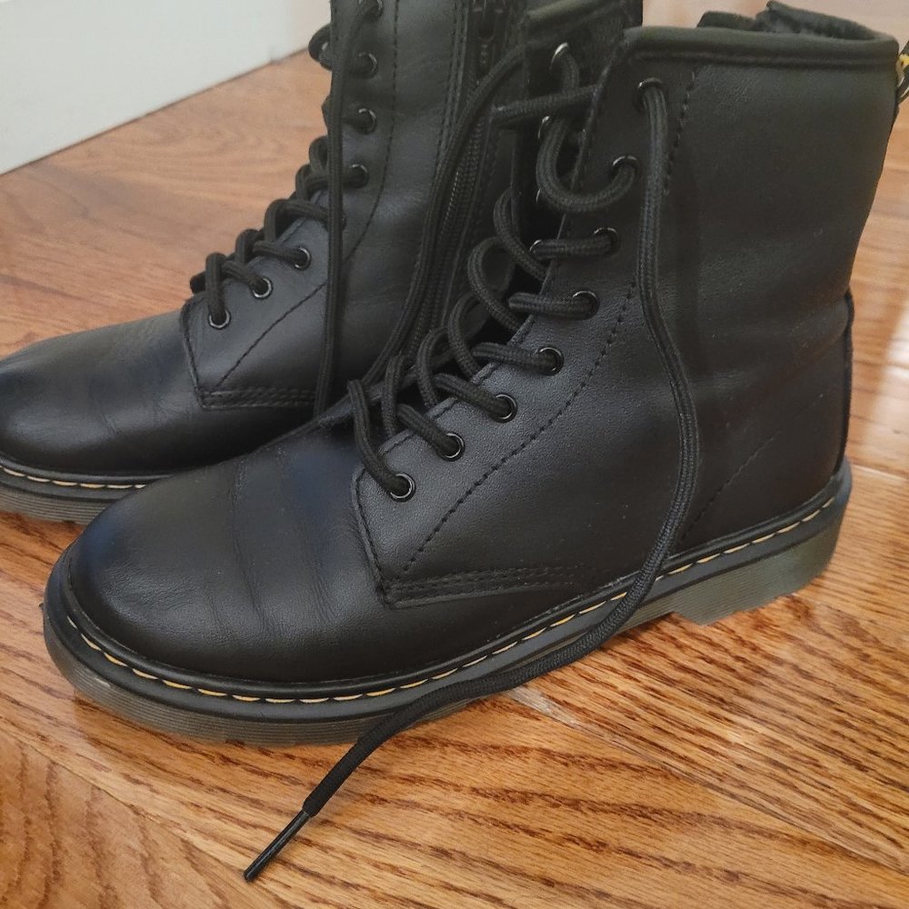 Soft leather Dr. Martens 1460
